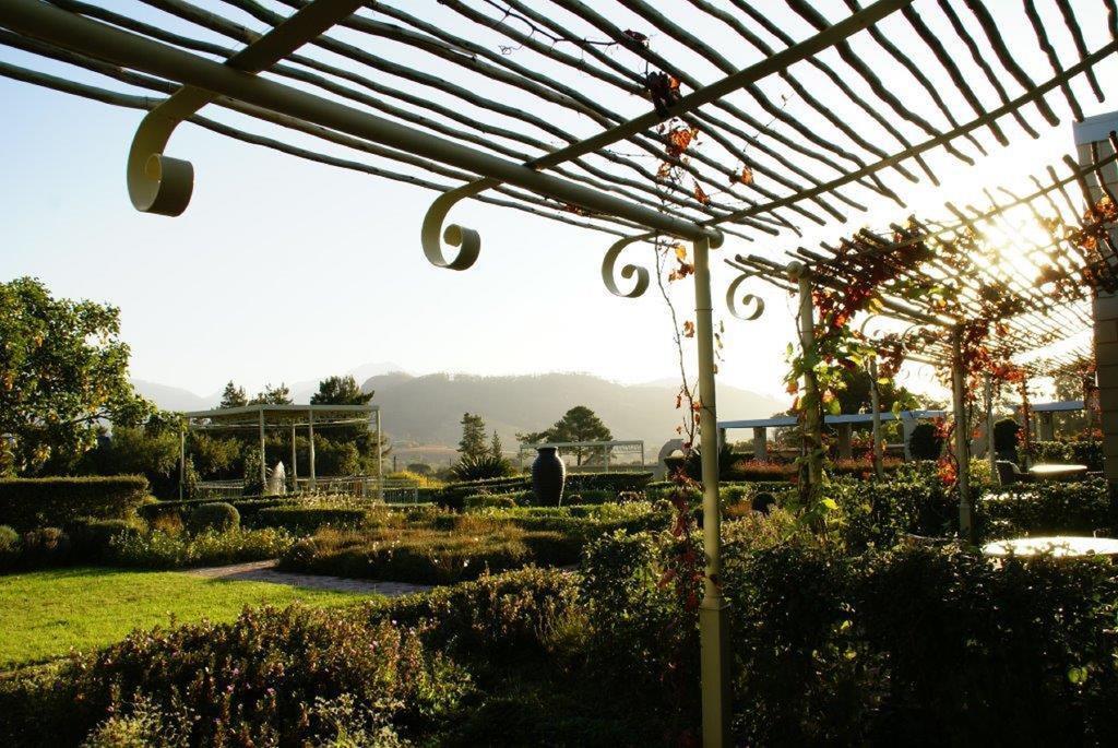 La Cabriere Country House Franschhoek Bagian luar foto