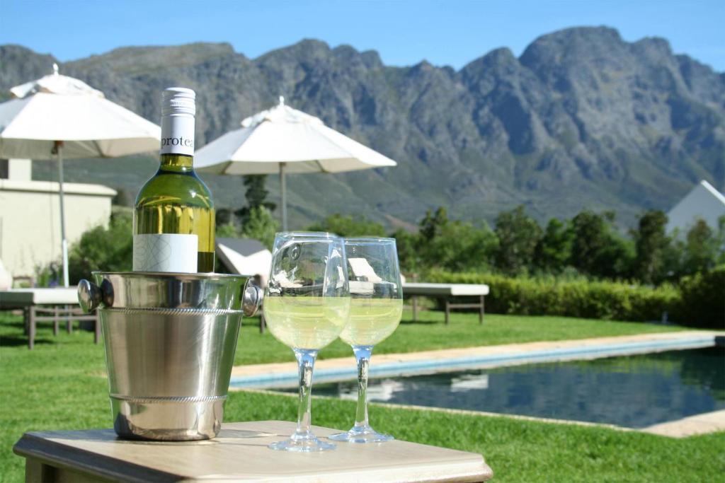 La Cabriere Country House Franschhoek Bagian luar foto